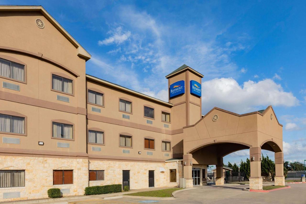 Baymont By Wyndham Cuero Hotel Eksteriør billede