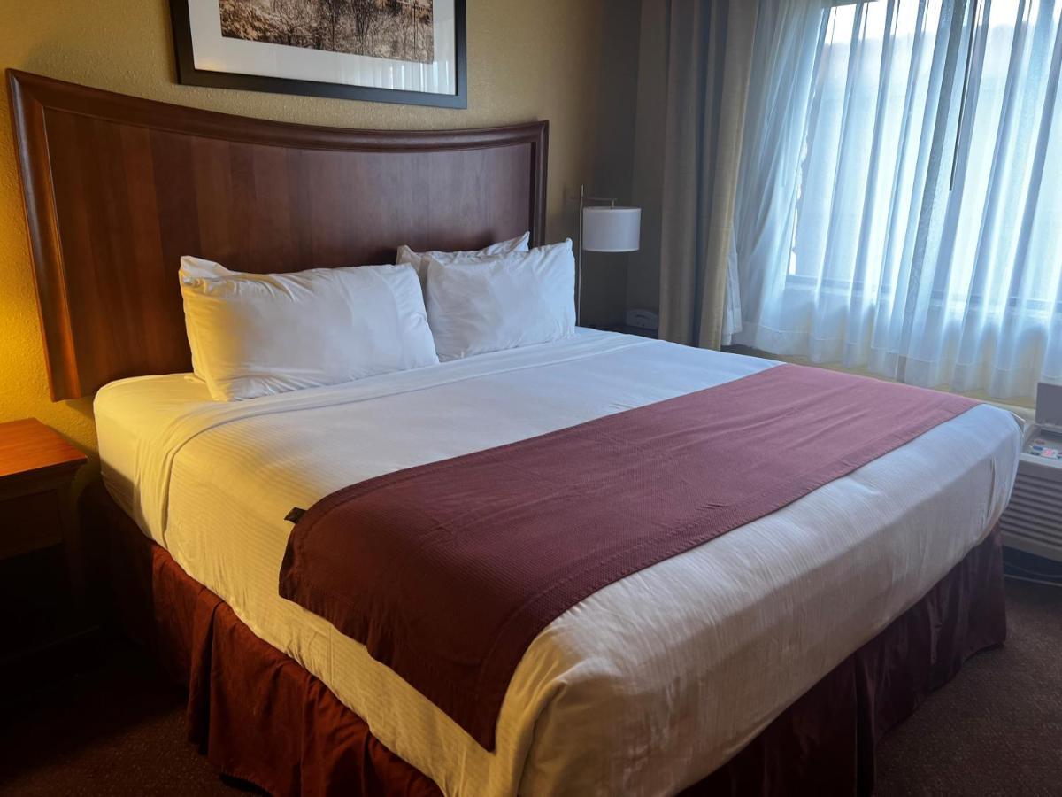 Baymont By Wyndham Cuero Hotel Eksteriør billede