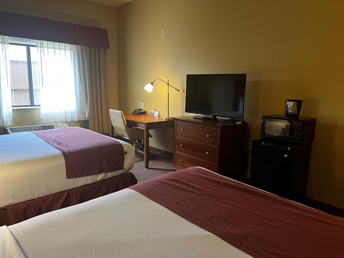 Baymont By Wyndham Cuero Hotel Eksteriør billede